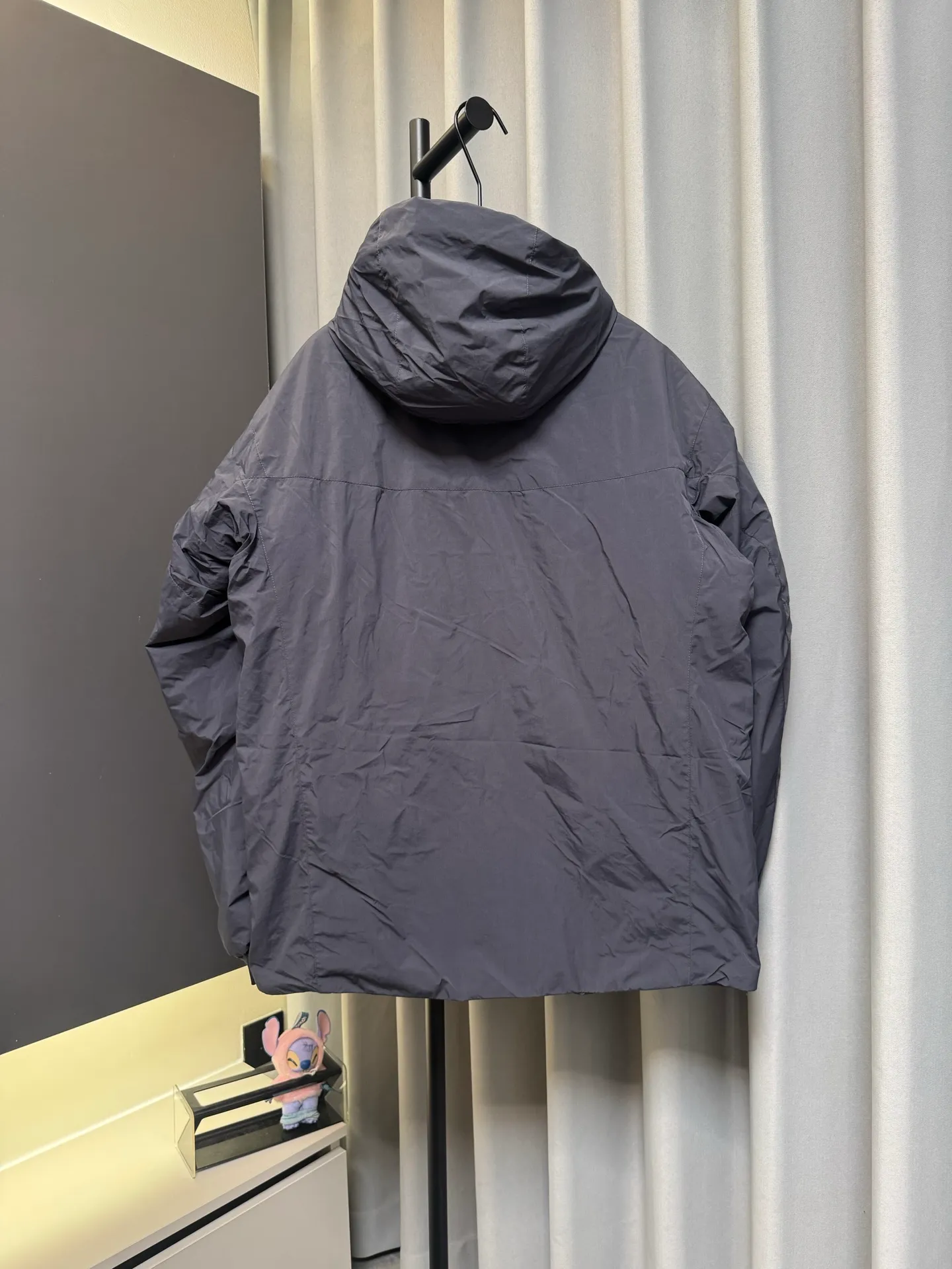 【Premium 】 Arc·teryx 26fw ! N WINDSTOPPER 2L ， Coreloft 100 ， 。 Cold Series ， ， ， ！ ， 。 windstopper ,n Gossamera Fusion WS。 ， ： 1： WINDSTOPPER ， ， ， ， 。 Coreloft ， 。 。 2： 。 3： ， ， 。 4： ， ， 。 ， ， ： / Gray/ Size：s/m/l/xl/xxl